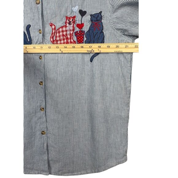 Vintage Casey & Max Shirt Embroidered Cat Button-Up Stripe Collar 90s Medium Y2K - Picture 7 of 8